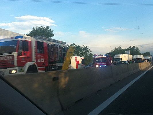 Auf der A4 gab es einen schweren Sattelschlepper-Unfall