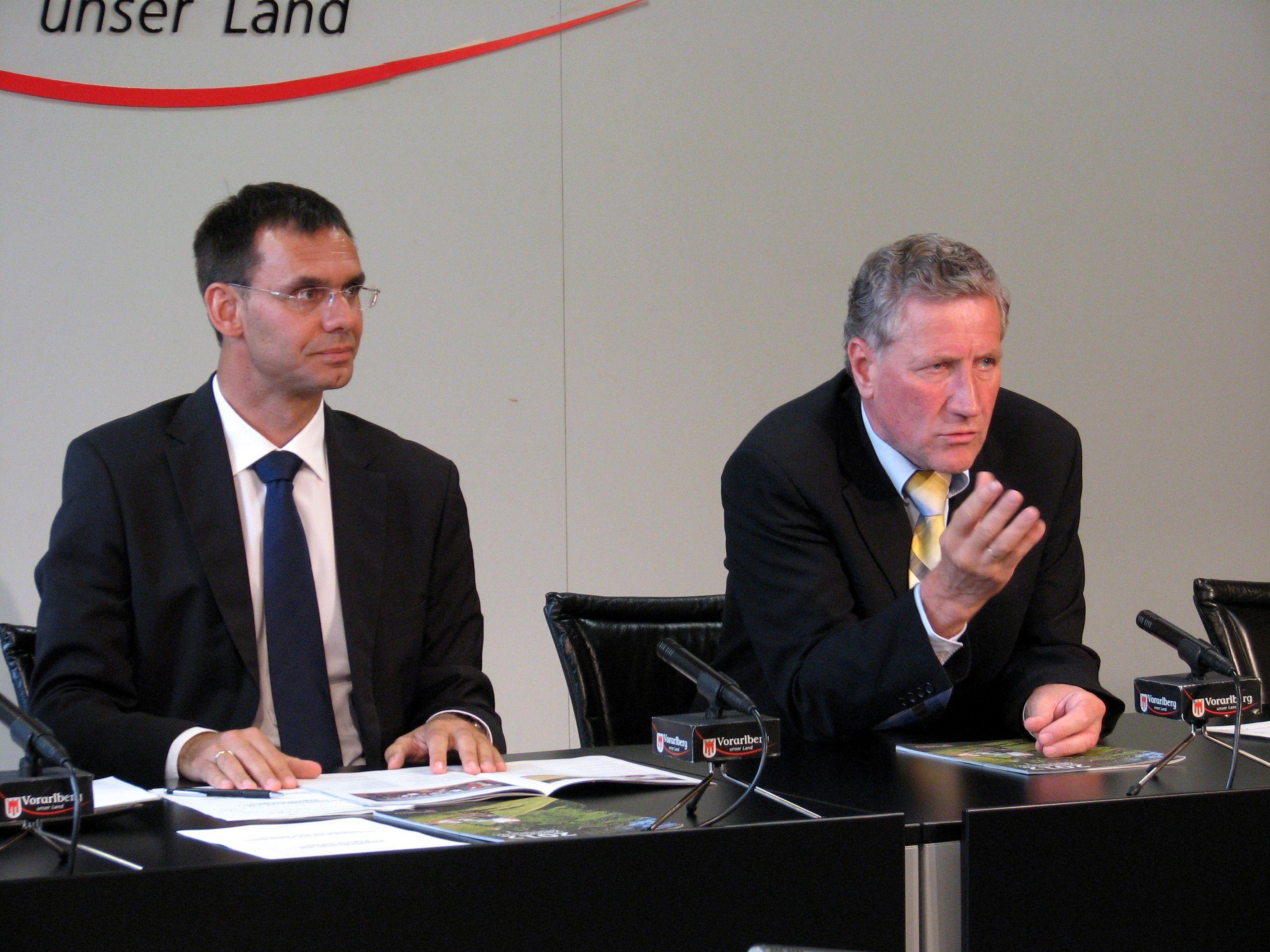 LH Wallner und LR Schwärzler präsentierten am Dienstag im Pressefoyer den Agrarbericht 2012.