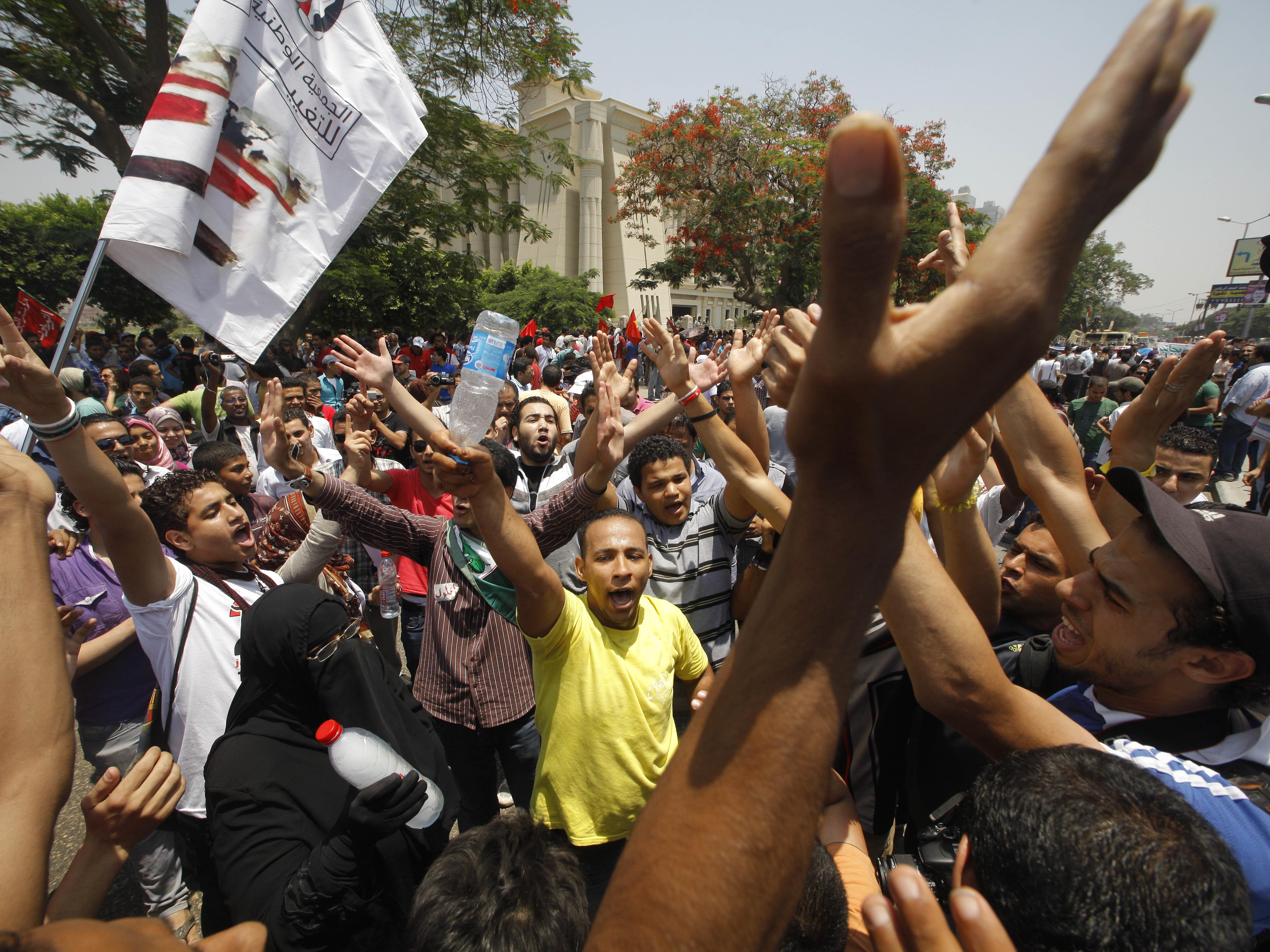 Islamisten nach Parlamentsauflösung in Ägypten unter Schock.