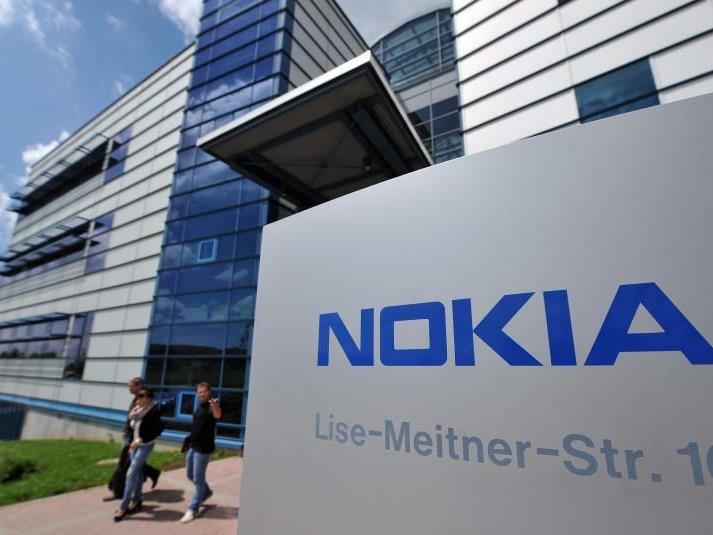 Handy-Hersteller Nokia steckt in Schwierigkeiten. Der Standort Ulm wird geschlossen.