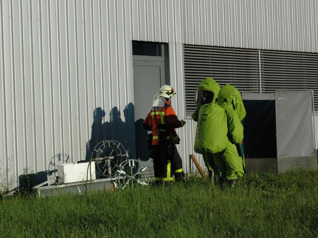 Chemiewehr im Einsatz in Herisau. Chemiewehr im Einsatz in Herisau.