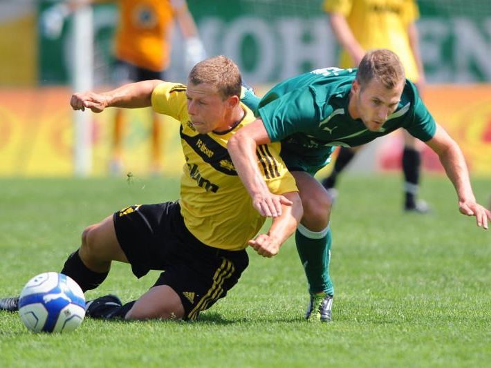 Marcel Wirth kann mit FC Höchst noch den Meistertitel fixieren. Marcel Wirth kann mit FC Höchst noch den Meistertitel fixieren.