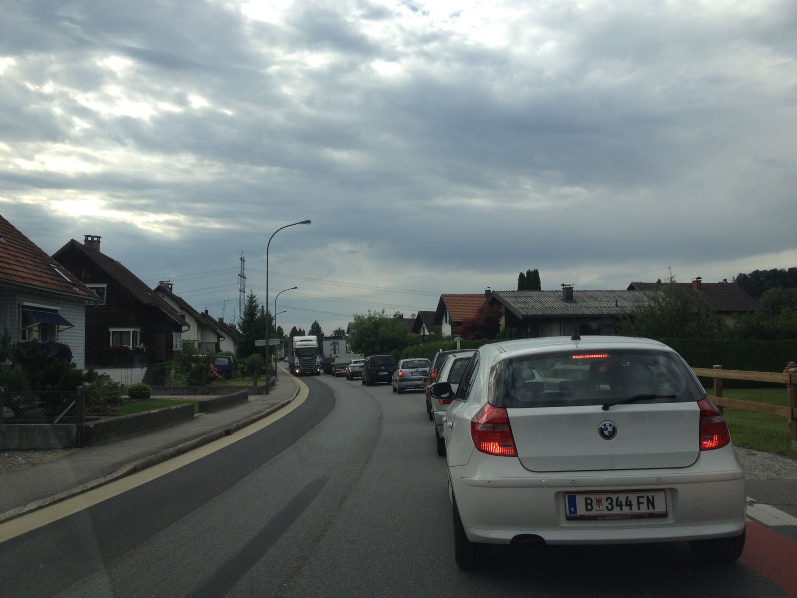 Stau in Schwarzach am Dienstag Abend. Stau in Schwarzach am Dienstag Abend.