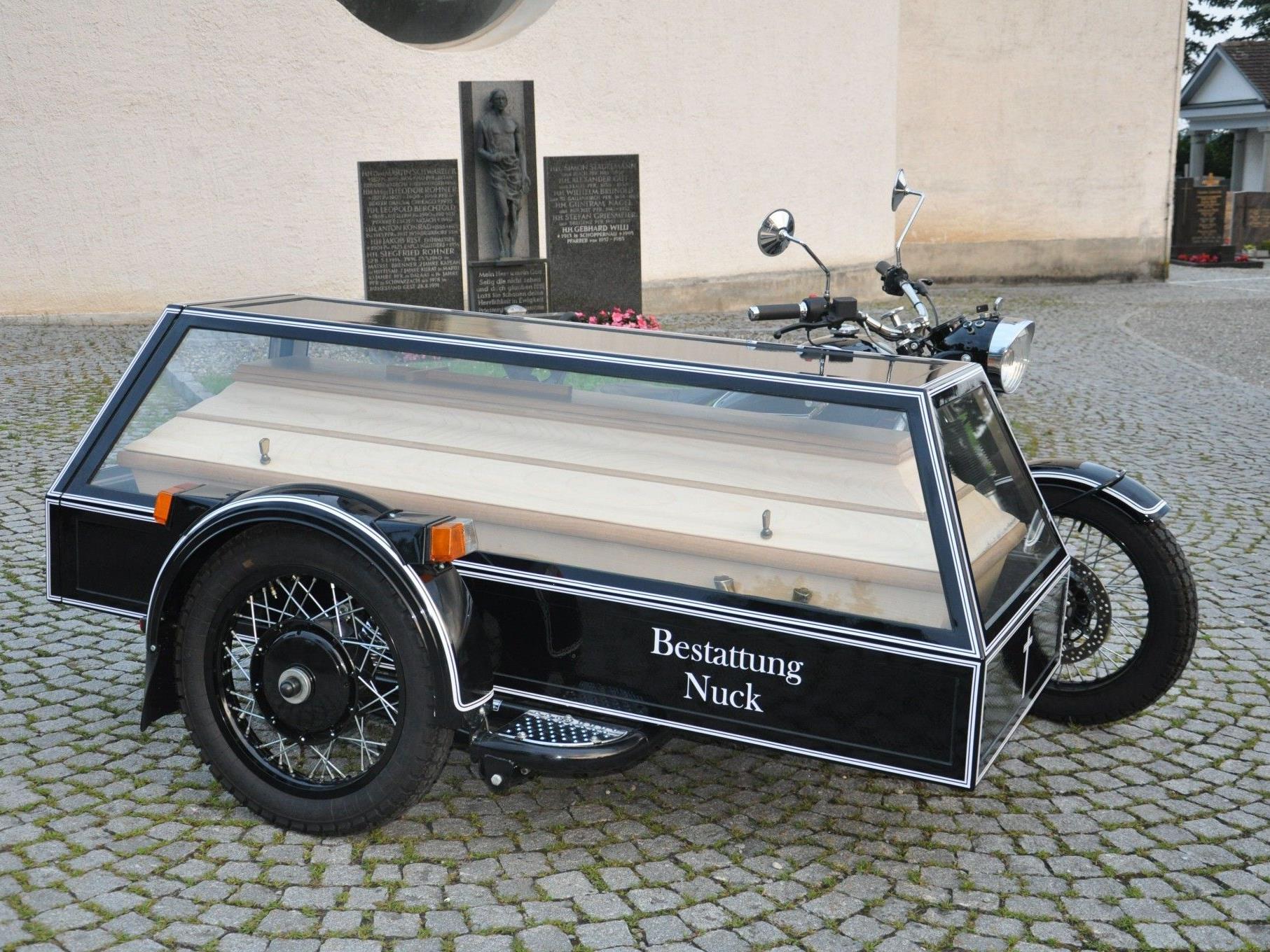 Erstes Bestattungsmotorrad Vorarlbergs