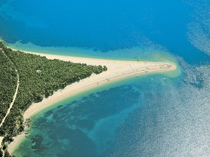 Das „Goldene Horn“ von Brac gilt als einer der schönsten Strände Kroatiens Das „Goldene Horn“ von Brac gilt als einer der schönsten Strände Kroatiens