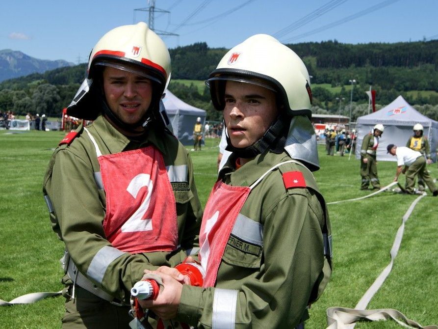 Für die Bucher Wehr folgten auf das eigene Jubiläumsfest die Landesfeuerwehrbewerbe. Für die Bucher Wehr folgten auf das eigene Jubiläumsfest die Landesfeuerwehrbewerbe.