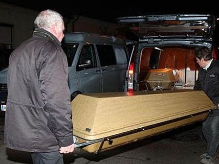 Nach dem Doppelmord einem Ehepaar im Bezirk Gänserndorf werden weiterhin Hinweise erbeten Nach dem Doppelmord einem Ehepaar im Bezirk Gänserndorf werden weiterhin Hinweise erbeten