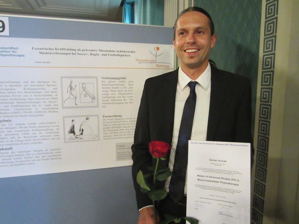 Erfolgreicher Studienabschluss an der FH Zürich für Physiotherapeut Günter Hronek.