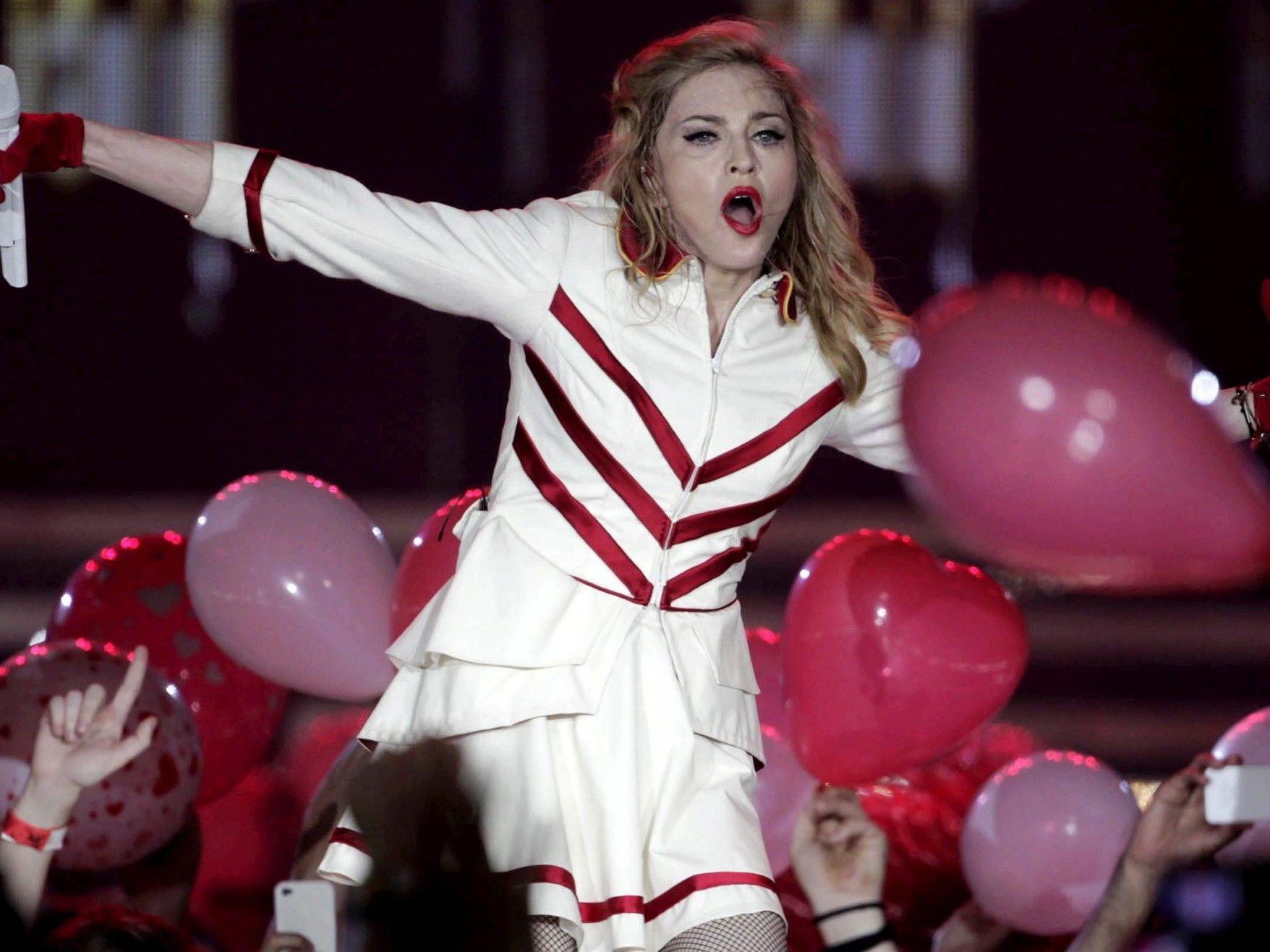 Madonna zeigt sich immer ihre politische Seite. Madonna zeigt sich immer ihre politische Seite.
