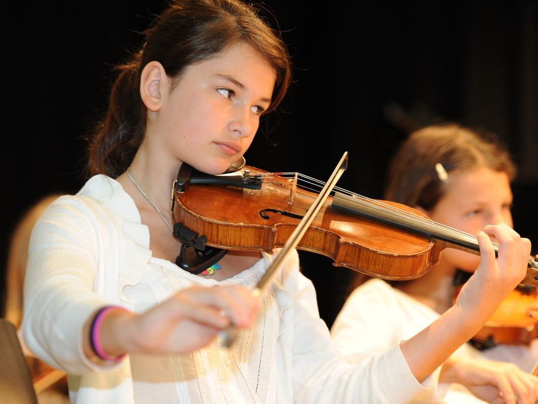 Die Schüler der Musikschule tonart boten ein eindrucksvolles Konzert auf hohem Niveau. Die Schüler der Musikschule tonart boten ein eindrucksvolles Konzert auf hohem Niveau.