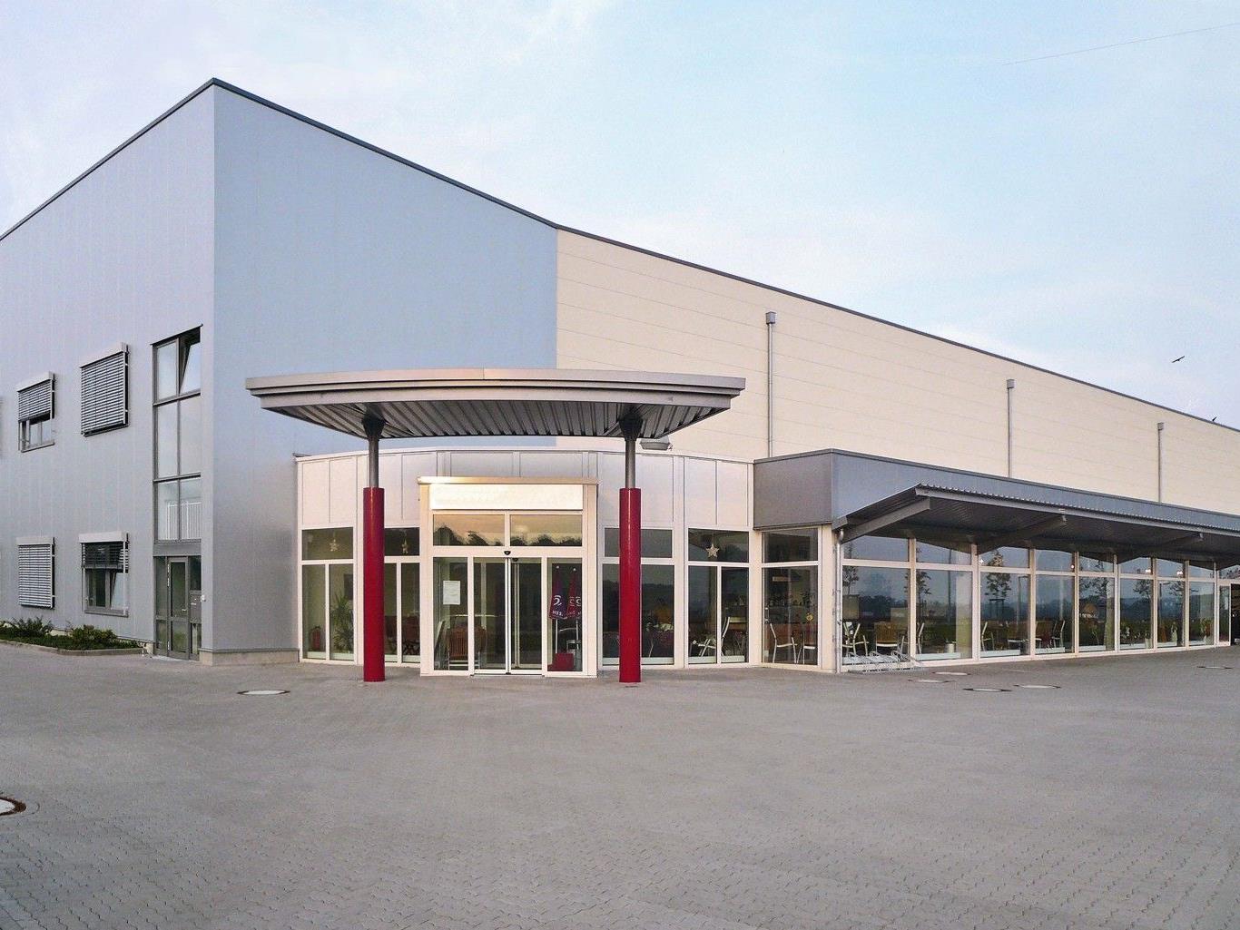 Das neue Logistik- und Versandhandelszentrum von Walser in Gallin.