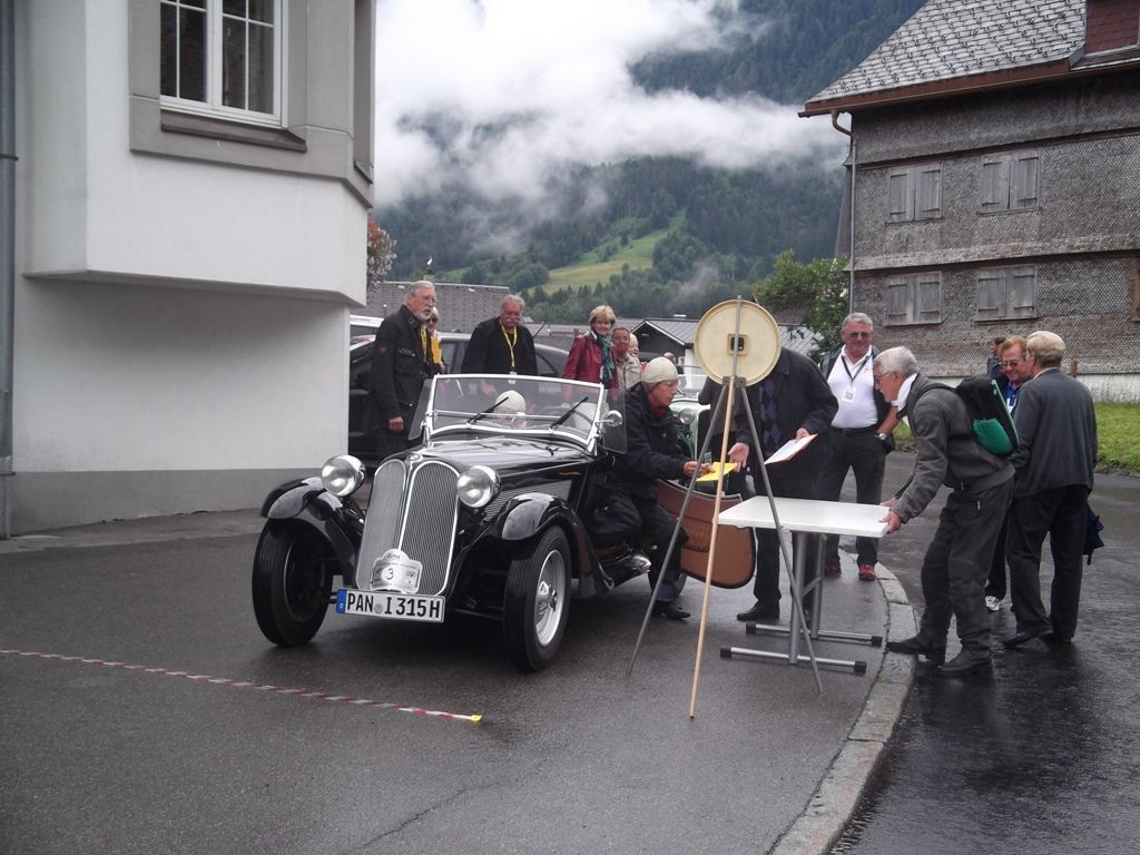 Start der Tour beim Hotel Kreuz Start der Tour beim Hotel Kreuz