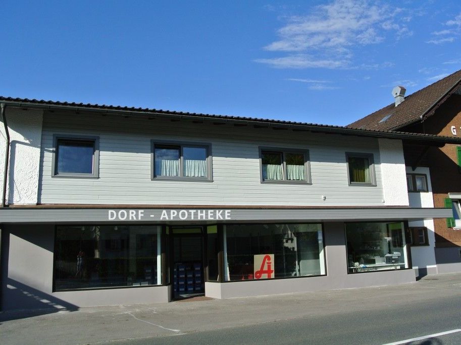 Am 8. September wird die neue Dorf-Apotheke mit einem „Tag der offenen Tür“ offiziell eröffnet. Am 8. September wird die neue Dorf-Apotheke mit einem „Tag der offenen Tür“ offiziell eröffnet.