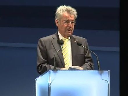 Bundespräsident Heinz Fischer eröffnete die "Bregenzer Festspiele 2011". Bundespräsident Heinz Fischer eröffnete die "Bregenzer Festspiele 2011".