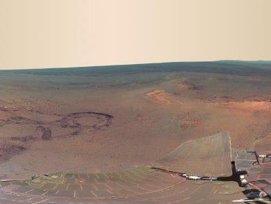Rover "Opportunity" machte vier Monate Bilder vom Roten Planeten. Daraus entstand ein faszinierendes Panorama.
