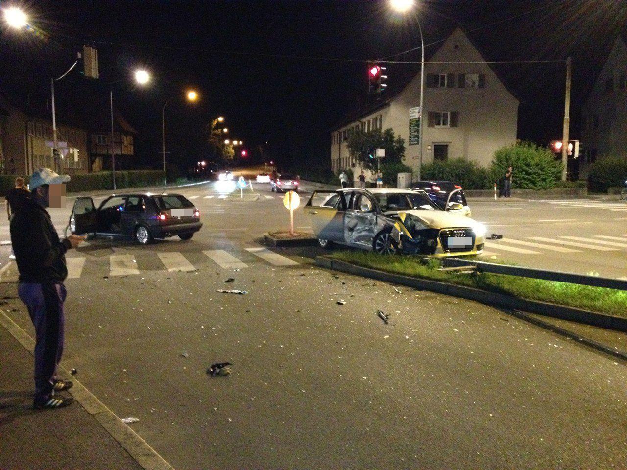 Unfall auf der Kreuzung Lustenauerstraße-Raiffeisenstraße in Dornbirn