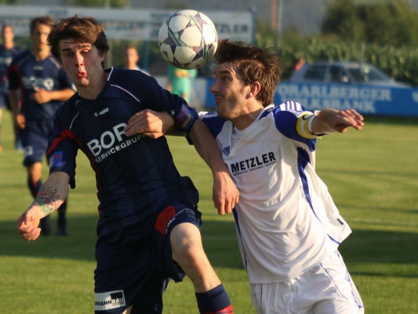 Nenzing besiegte Hausherr Brederis mit 4:1 und spielt um den Turniersieg gegen Rankweil. Nenzing besiegte Hausherr Brederis mit 4:1 und spielt um den Turniersieg gegen Rankweil.