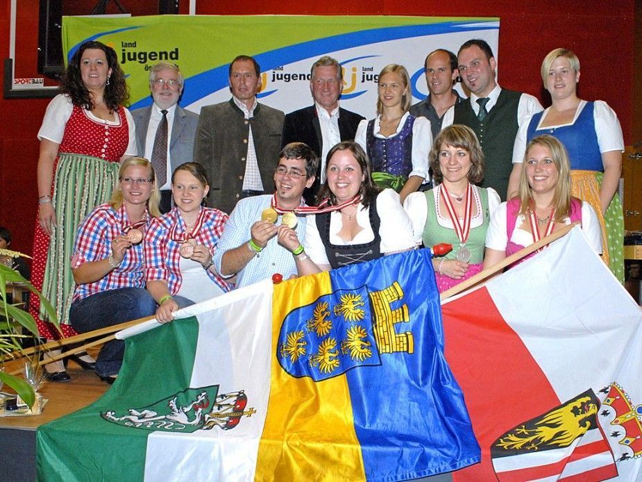 Siegerehrung des Bundesentscheides der Agrar- und Genussolympiade im Tschaggunser Turnsaal. Siegerehrung des Bundesentscheides der Agrar- und Genussolympiade im Tschaggunser Turnsaal.