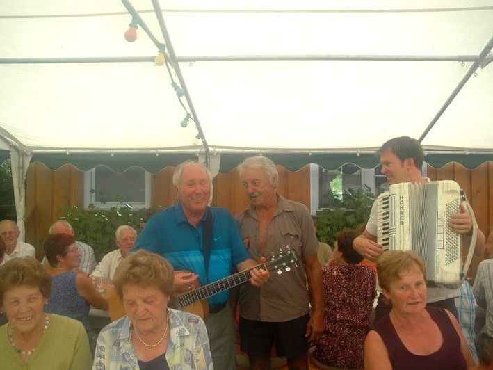Einen besonderen Nachmittag erlebten die Dorener Senioren. Einen besonderen Nachmittag erlebten die Dorener Senioren.