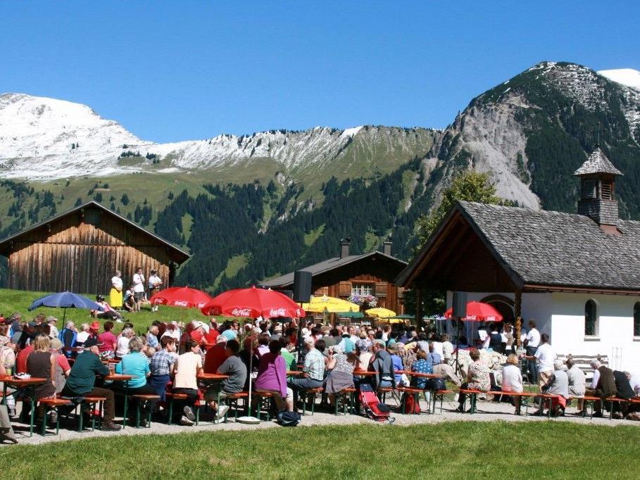 Das traditionelle Kapellenfest lockt immer wieder zahlreiche Wanderer und Bergfreunde an.