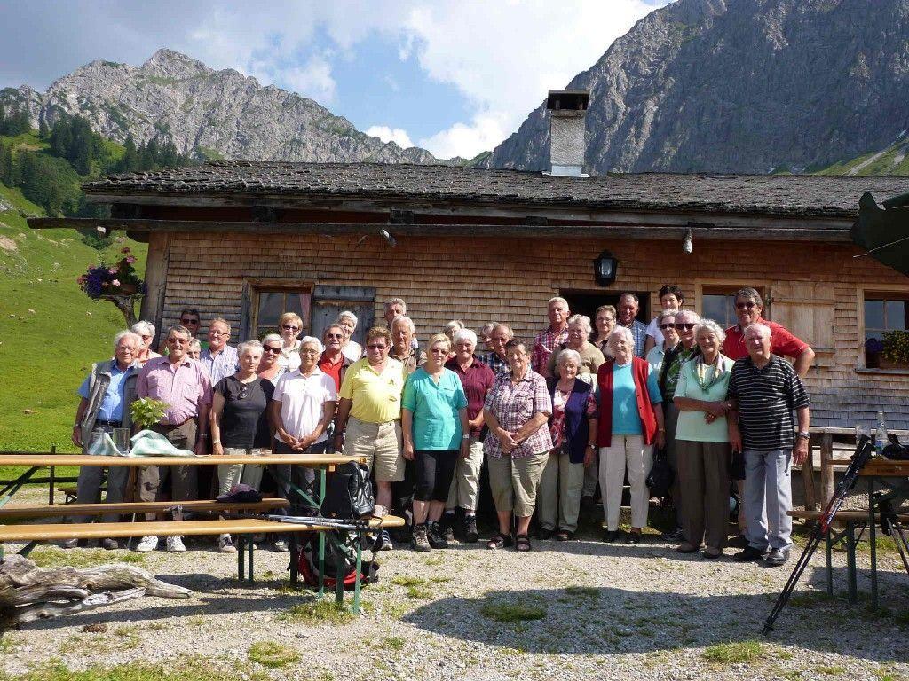 Die Fraxner Seniorinnen und Senioren genossen den Ausflug auf die Steris-Alpe im Großen Walsertal.