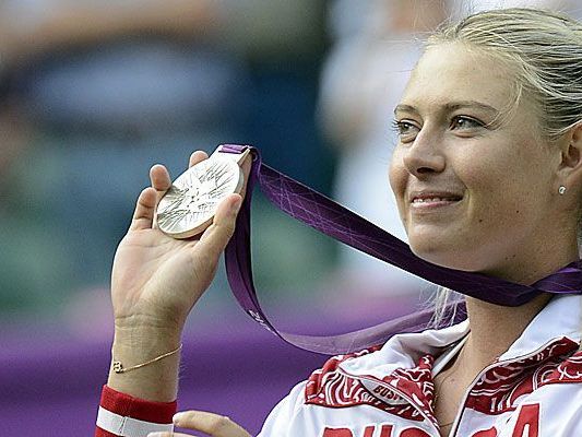 Für Tennis-Silbermedaillengewinnerin Maria Scharapowa war die Cafeteria im Olympischen Dorf keine erholsame Erfahrung. Für Tennis-Silbermedaillengewinnerin Maria Scharapowa war die Cafeteria im Olympischen Dorf keine erholsame Erfahrung.