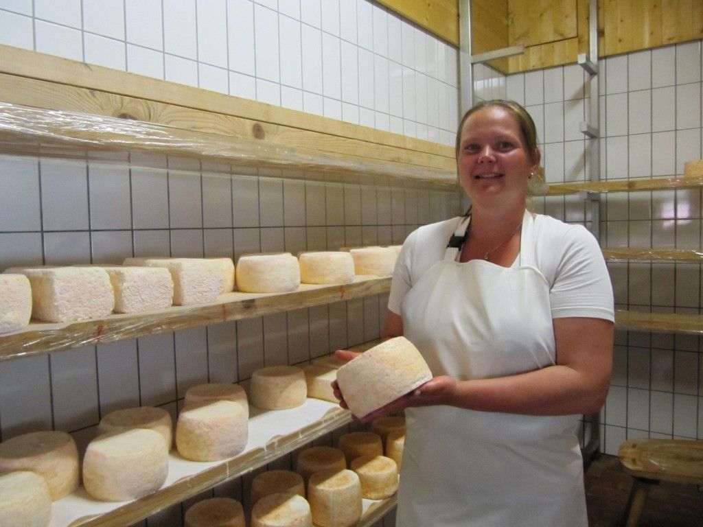 Antje Lüdecke aus Rostock  ist miit Leib und Seele Sennerin. Antje Lüdecke aus Rostock  ist miit Leib und Seele Sennerin.