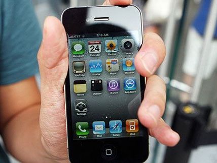 Verfolgung durch Wien: Dem Dieb mittels "iCloud" auf der Spur. Verfolgung durch Wien: Dem Dieb mittels "iCloud" auf der Spur.