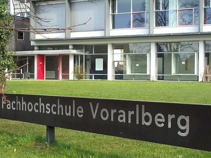 Vorbild ist das innovative Studienkonzept in Baden-Württemberg Vorbild ist das innovative Studienkonzept in Baden-Württemberg