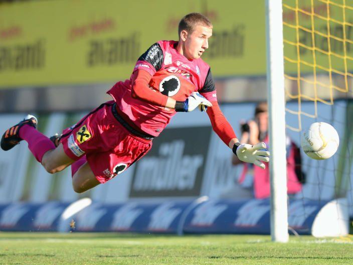 FC Lustenau-Goalie Reuf Durakovic wechselt für ein Jahr zum AC Siena nach Italien.