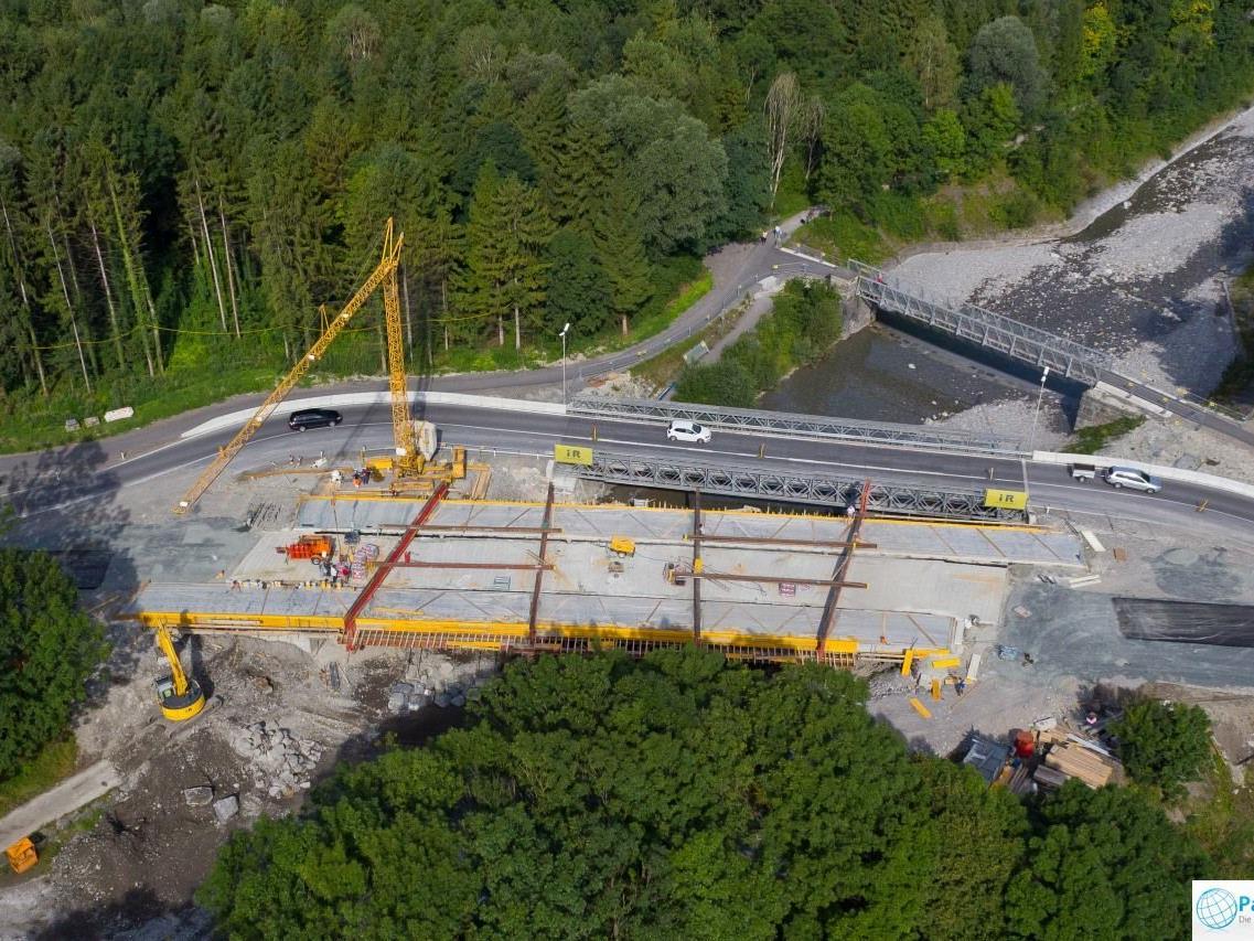 Großbau-Projekt in Röthis: Die neue Brücke über die Frutz