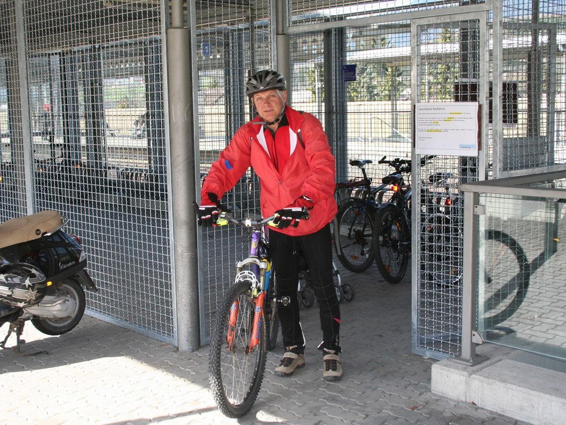 Die Fahrradboxen am Nenzinger Bahnhof wurden bislang nur zögerlich in Anspruch genommen.