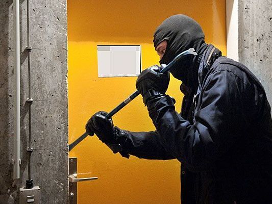 Drei Einbrecher konnten in Mödling rasch gestellt werden Drei Einbrecher konnten in Mödling rasch gestellt werden