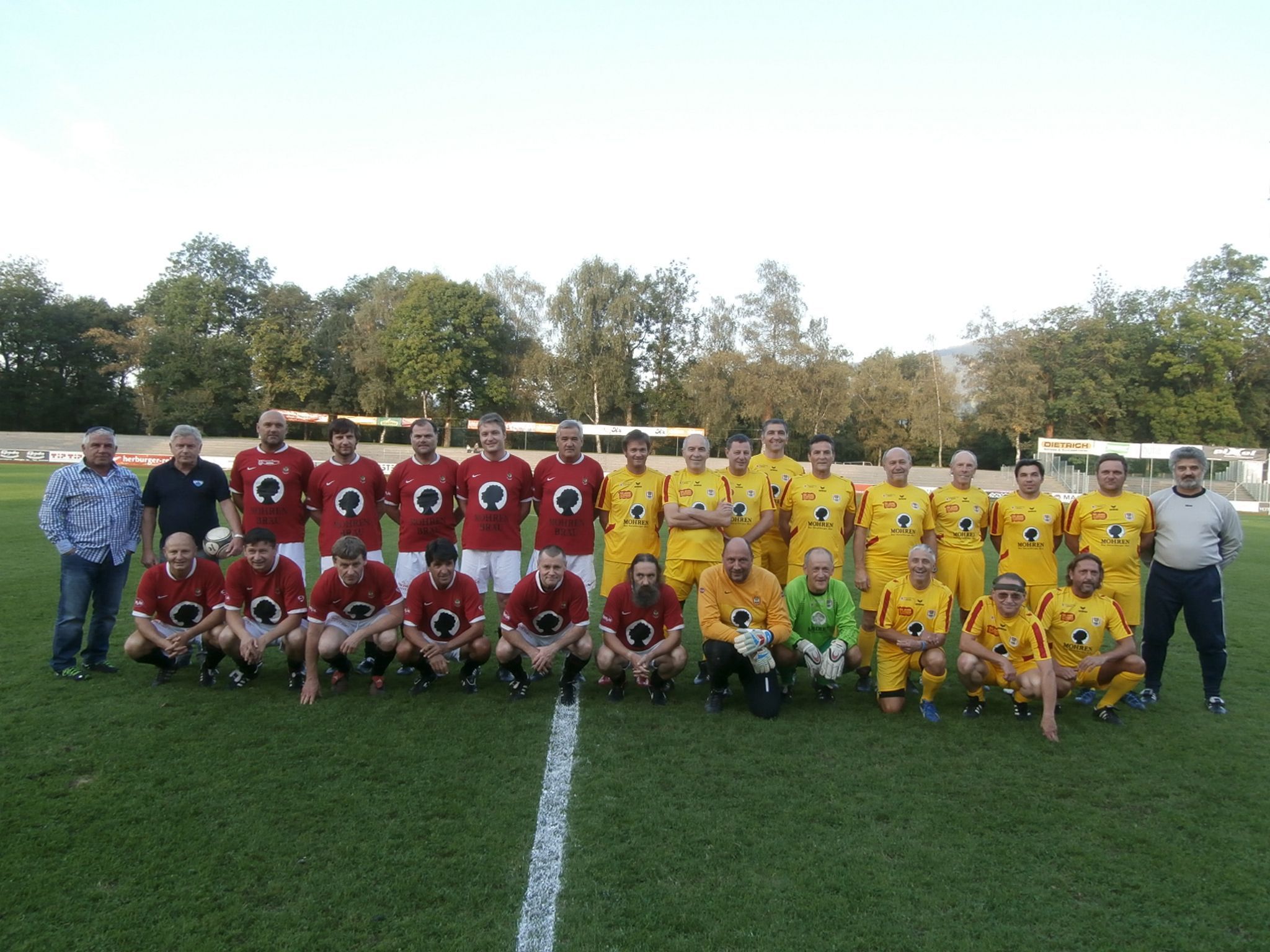 Viele Altstars spielten für den allzufrüh verstorbenen Ehrenspielführer Fritz Rafreider. Viele Altstars spielten für den allzufrüh verstorbenen Ehrenspielführer Fritz Rafreider.