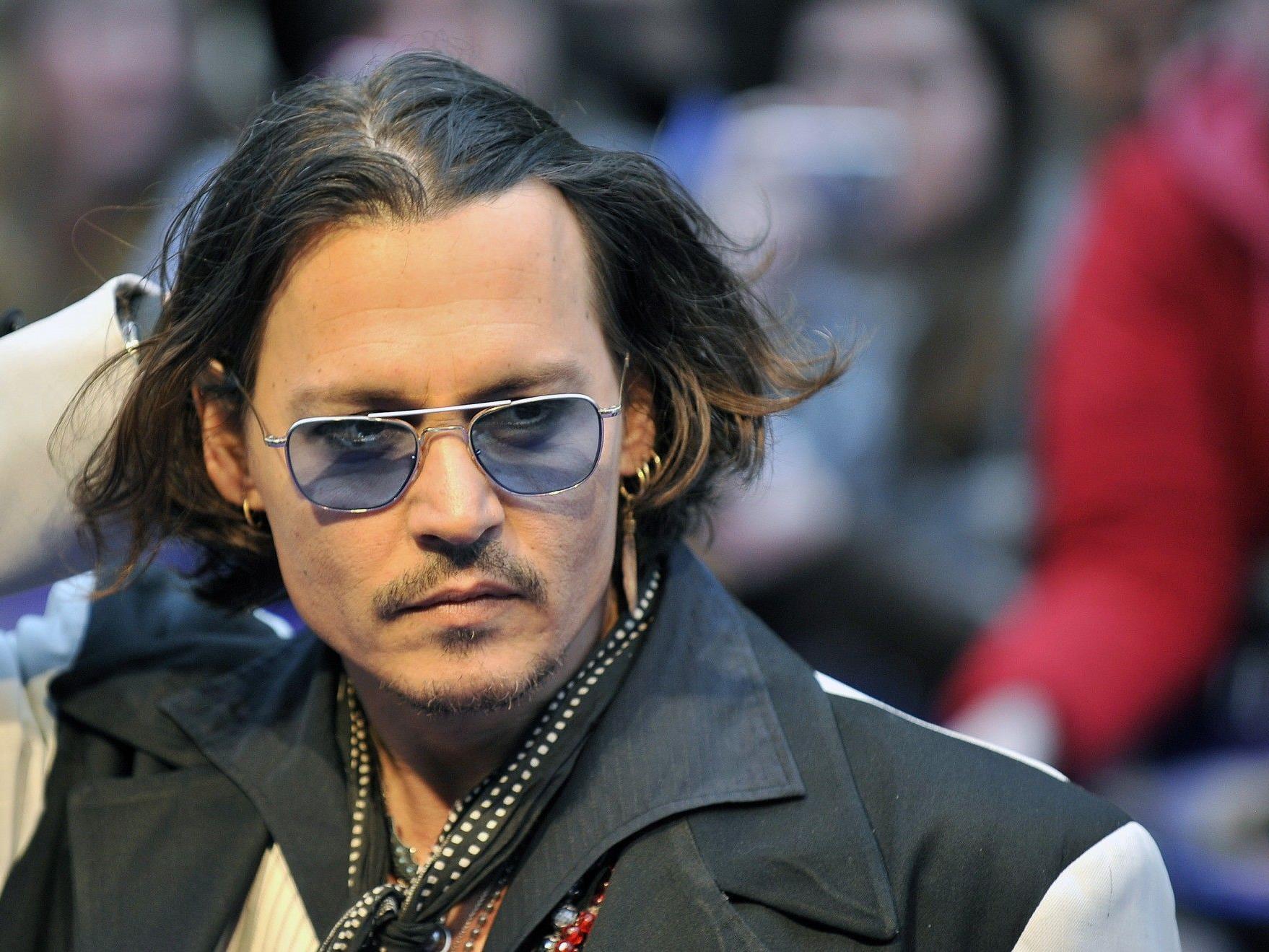 Taucher ertrank bei Dreharbeiten zu Johnny-Depp-Film in Wassertank. Taucher ertrank bei Dreharbeiten zu Johnny-Depp-Film in Wassertank.