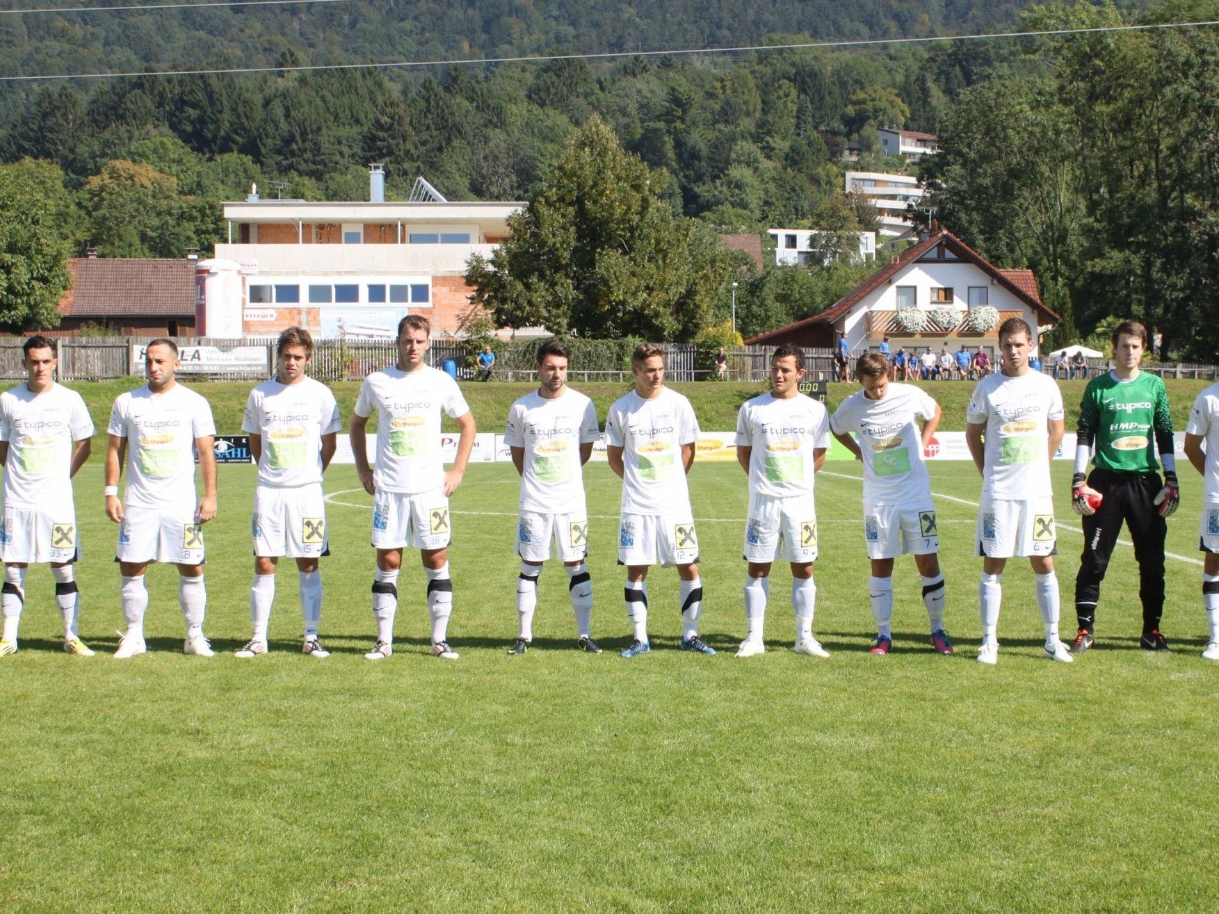 Das Team des SV Typico Lochau lädt alle Fans zum Heimspiel auf die Sportanlage Hoferfeld. Das Team des SV Typico Lochau lädt alle Fans zum Heimspiel auf die Sportanlage Hoferfeld.