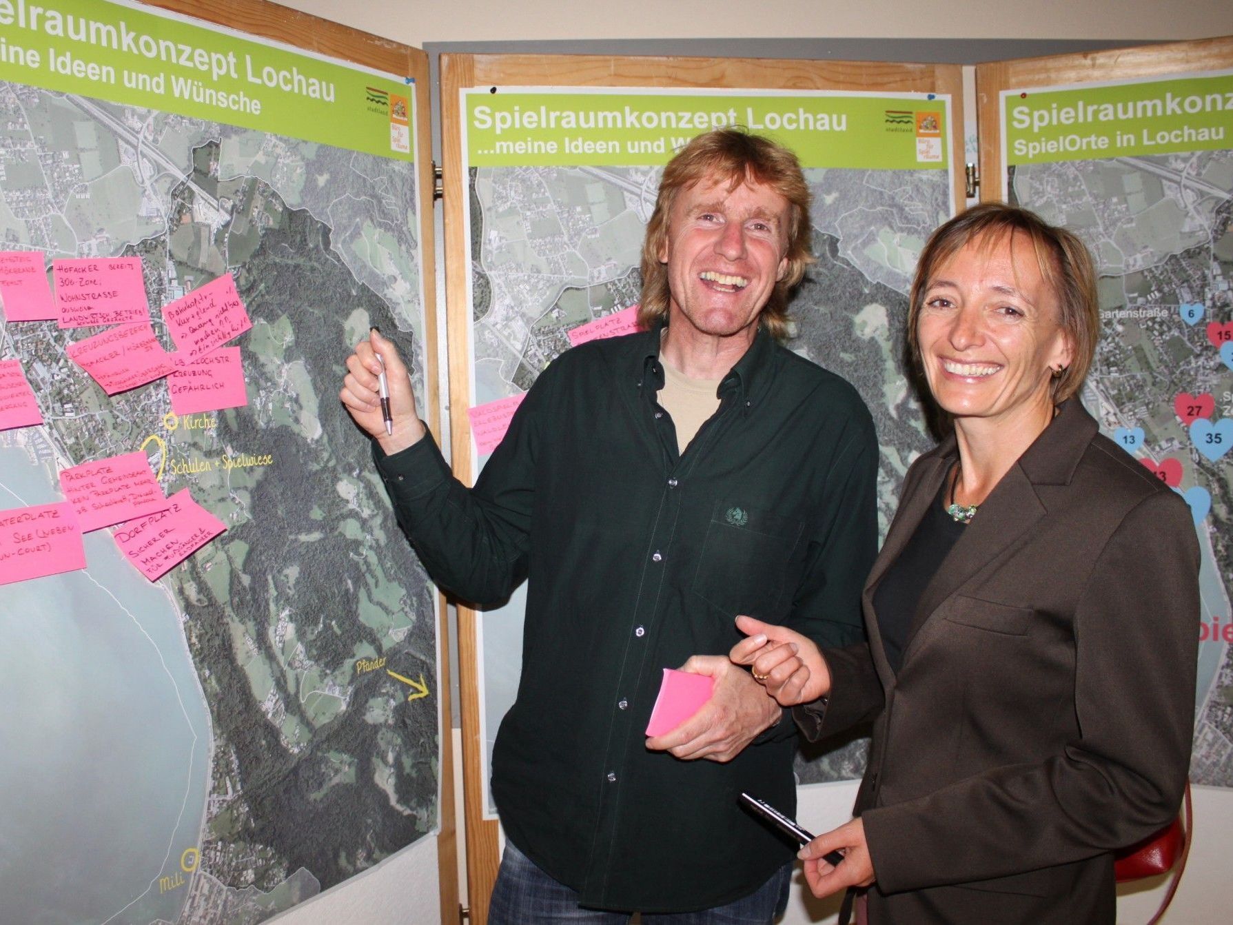 Ideen und Wünsche an das Spielraumkonzept – Günter Weiskopf (Büro für Spielräume) und Andrea Kramer (Familienfreundliche Gemeinde). Ideen und Wünsche an das Spielraumkonzept – Günter Weiskopf (Büro für Spielräume) und Andrea Kramer (Familienfreundliche Gemeinde).