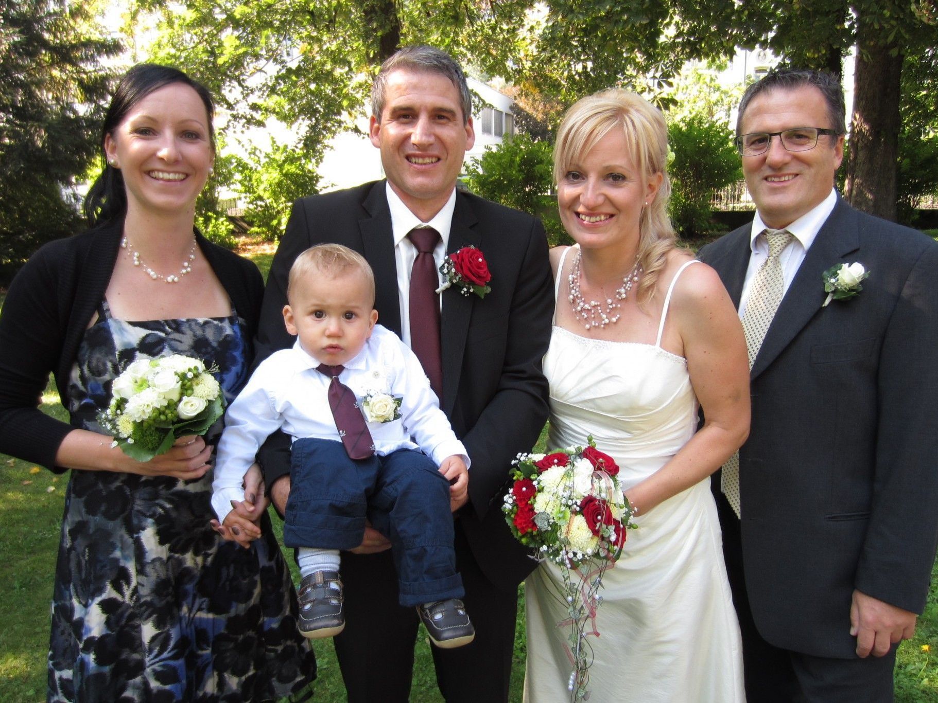 Sabine Tschuchnig und Andreas Rainer haben geheiratet. Sabine Tschuchnig und Andreas Rainer haben geheiratet.