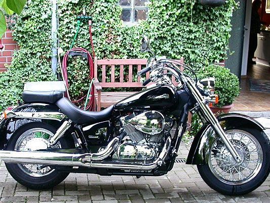 Auf Motorräder hatten es die Diebe in Fünfhaus abgesehen Auf Motorräder hatten es die Diebe in Fünfhaus abgesehen