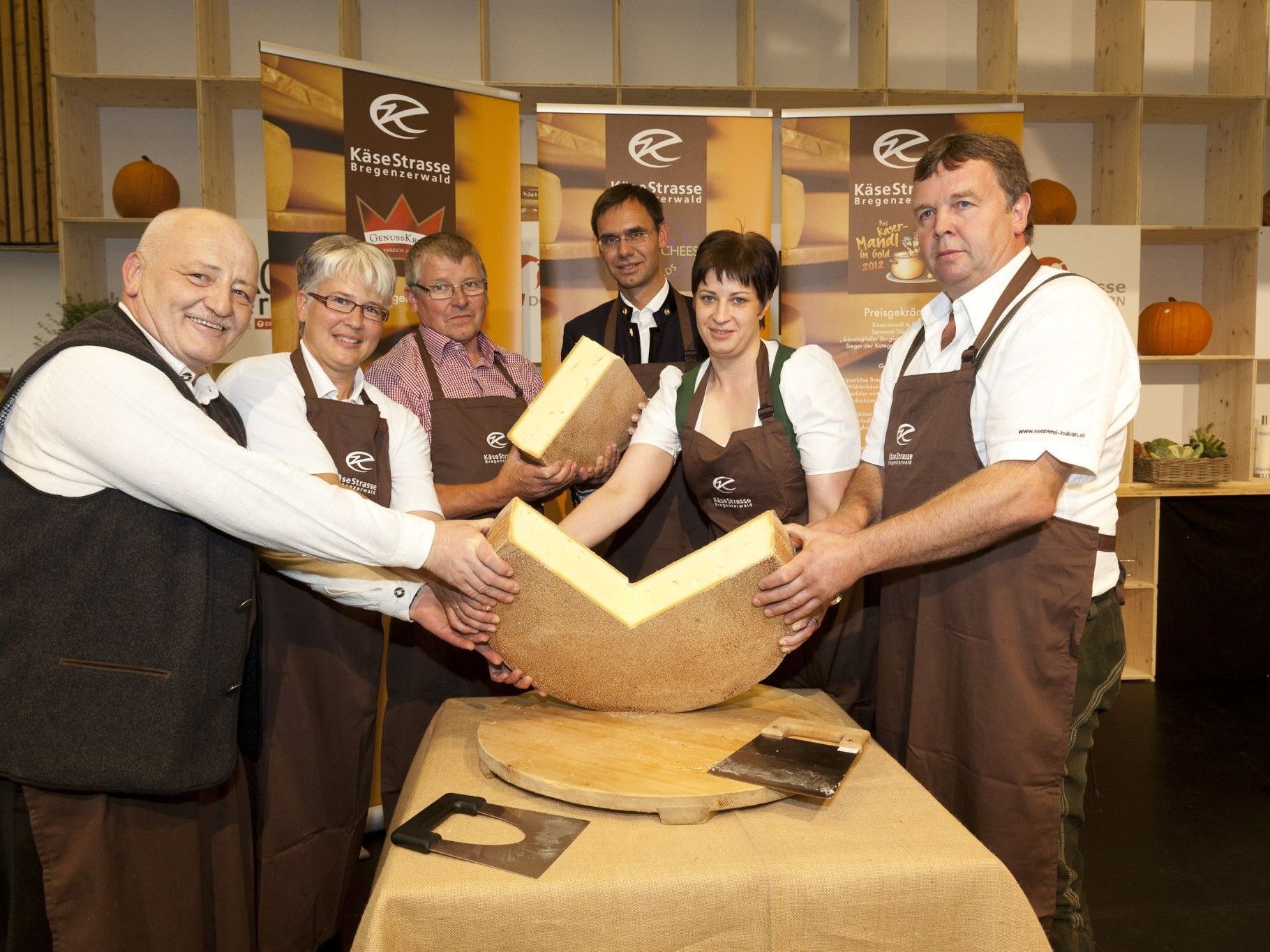 Hochwertige Lebensmittel aus Vorarlberg sichern bäuerliche Strukturen. Hochwertige Lebensmittel aus Vorarlberg sichern bäuerliche Strukturen.