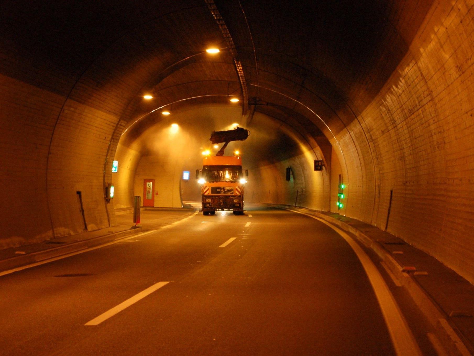 Waschtage für 146 Tunnel auf Österreichs Autobahnen starten.