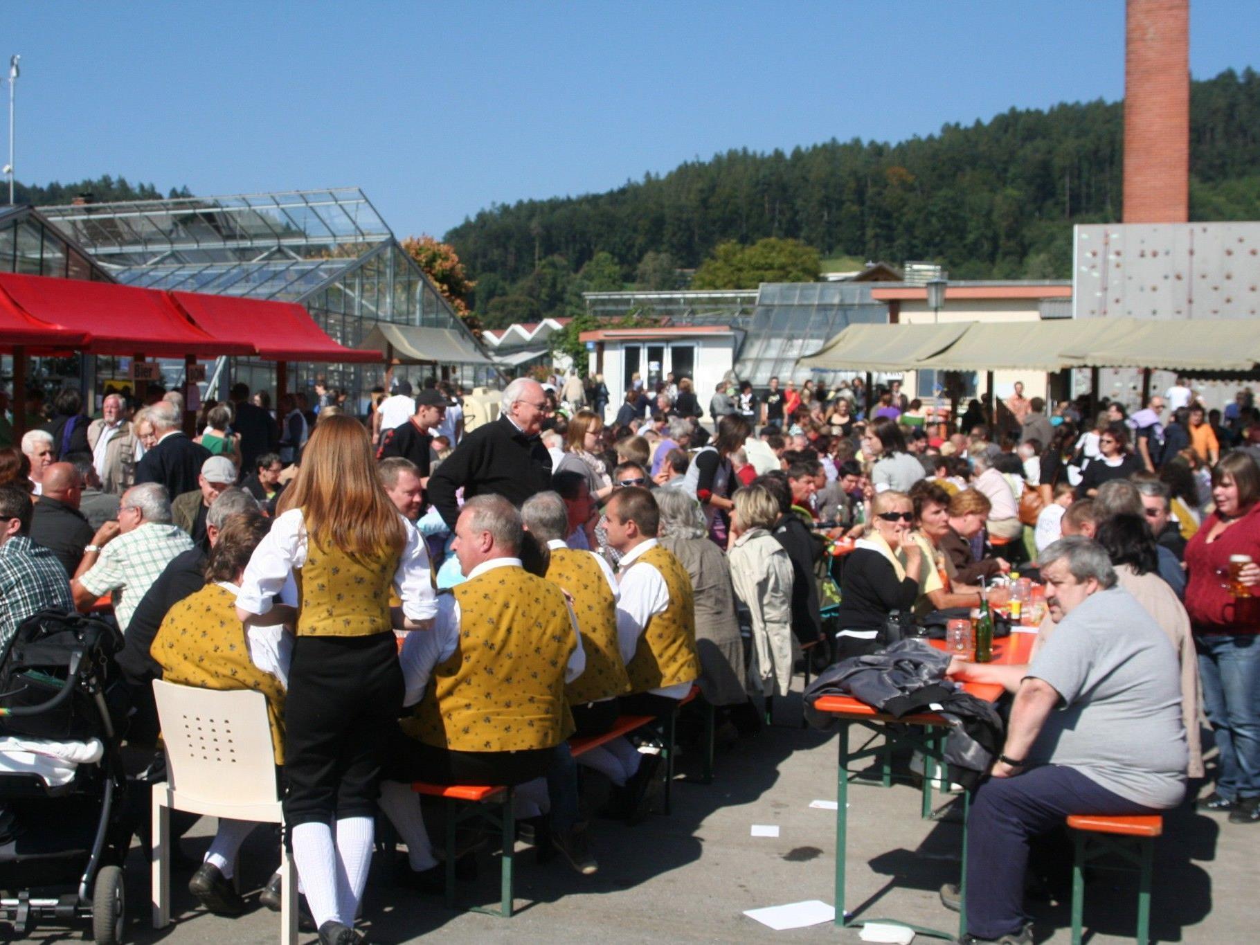 Klauser Dorf- und Bauernmarkt am 30. September bei der Gärtnerei Ludescher.