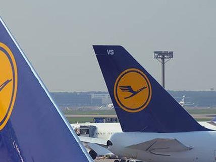 Auch am Samstag wirkt sich der Lufthansa-Streik auf Flüge aus.