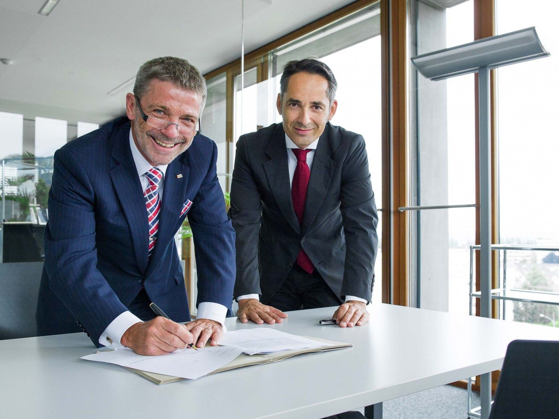 Konrad Schnyder, CEO und Inhaber der Sersa Group und Hubert Rhomberg, CEO der Rhomberg Gruppe. Konrad Schnyder, CEO und Inhaber der Sersa Group und Hubert Rhomberg, CEO der Rhomberg Gruppe.