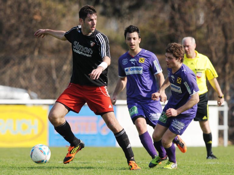 Emir Adzamija will nach seiner Rückkehr zum Stammklub der Viktoria noch helfen. Emir Adzamija will nach seiner Rückkehr zum Stammklub der Viktoria noch helfen.