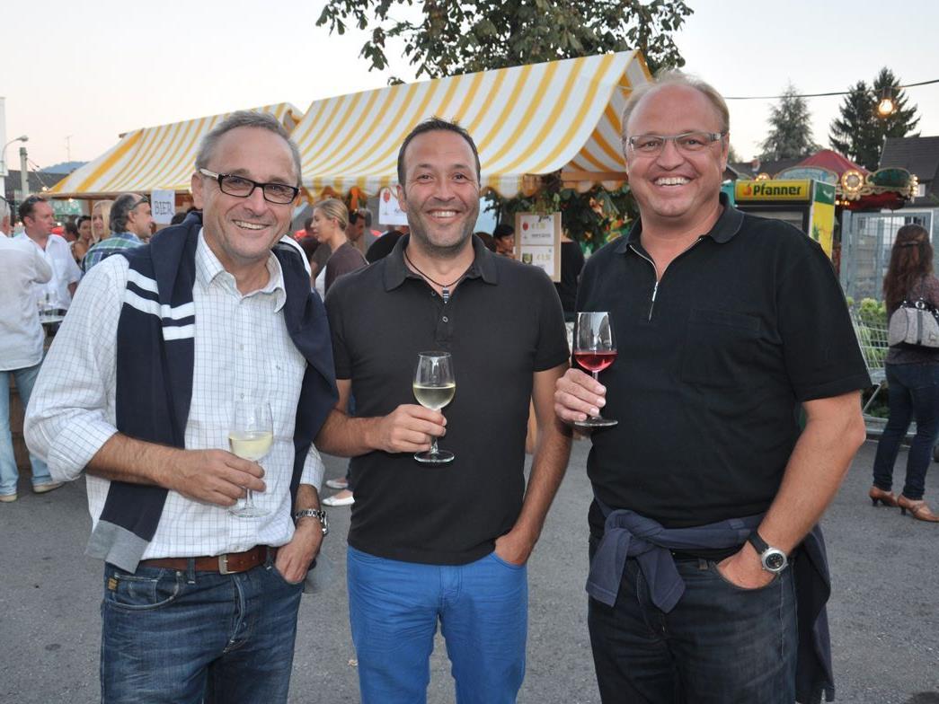 Gute Stimmung herrschte beim Weinfest des FC Schertler-Alge Lauterach