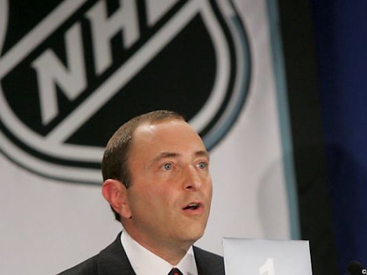 NHL-Commissioner Bettman zeigte sich enttäuscht NHL-Commissioner Bettman zeigte sich enttäuscht