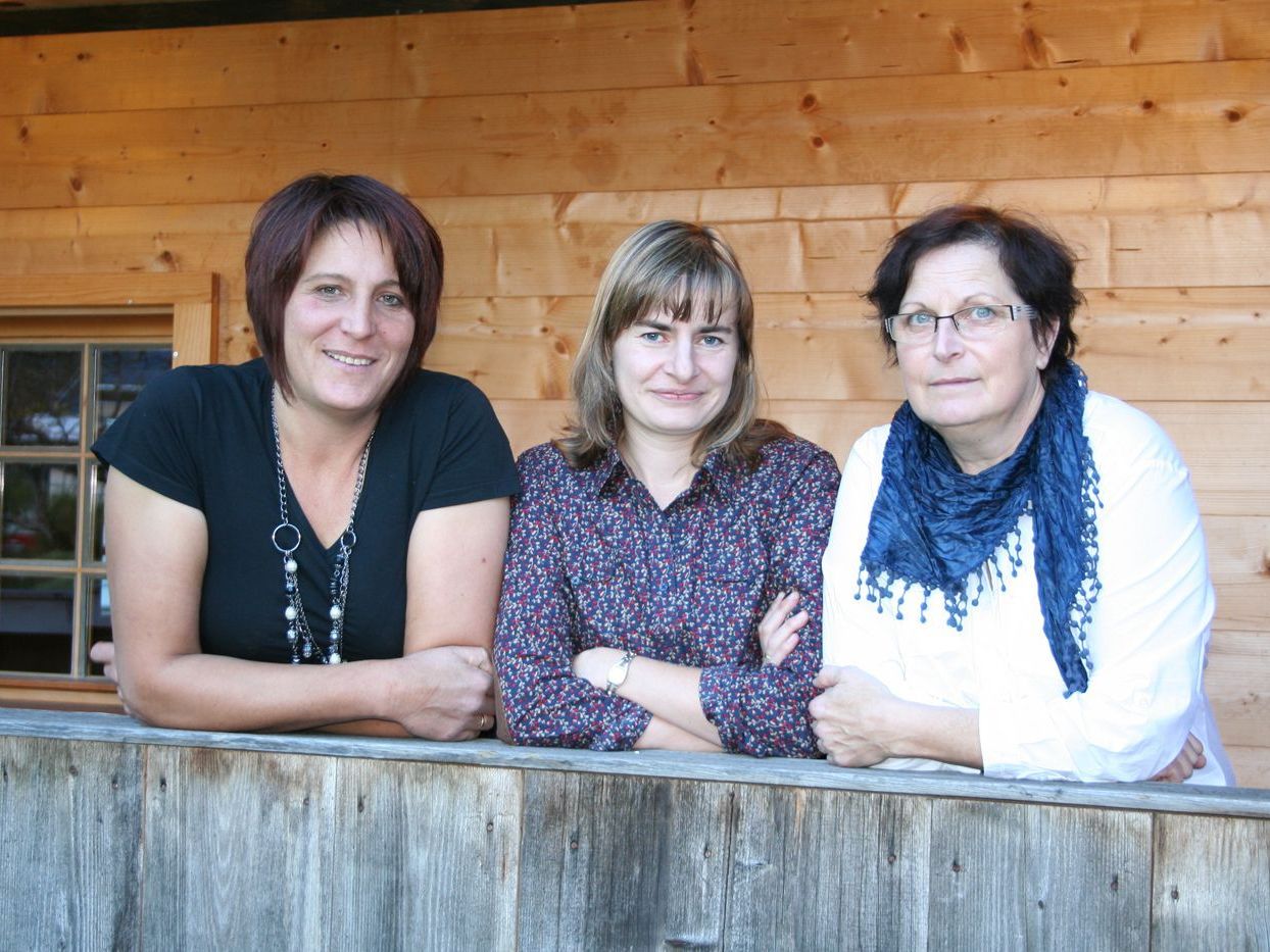 „Wir sind bereit“: Sandra Müller, Isabel Groinig und Gerlinde Haftel-Frick laden zur gemeinsamen Ausstellung „Wir sind bereit“: Sandra Müller, Isabel Groinig und Gerlinde Haftel-Frick laden zur gemeinsamen Ausstellung