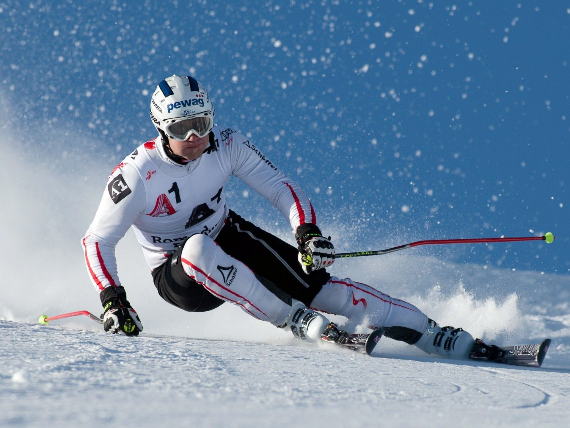 Tiefwinterlich, aber Wetterberuhigung: Alles blickt auf Sölden. Tiefwinterlich, aber Wetterberuhigung: Alles blickt auf Sölden.