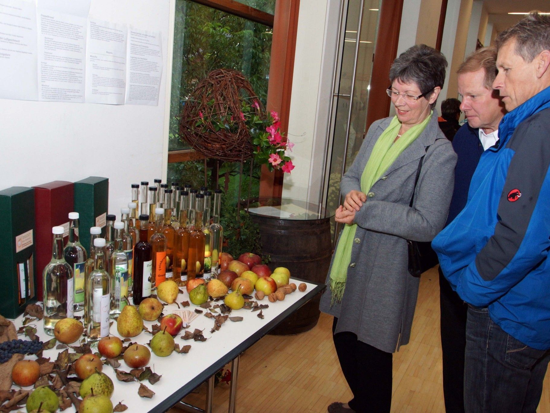 Fruchtiges und Saftiges aus dem Satteinser Obstbau. Fruchtiges und Saftiges aus dem Satteinser Obstbau.